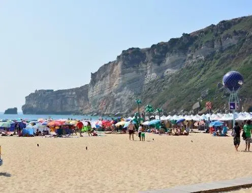 Sunset House / Casa Por Do Sol